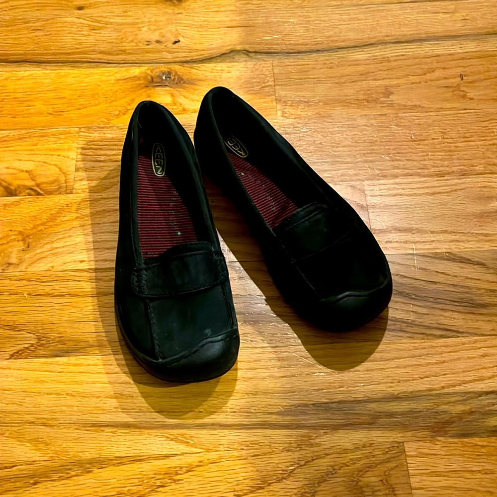 Women’s Keen size 7